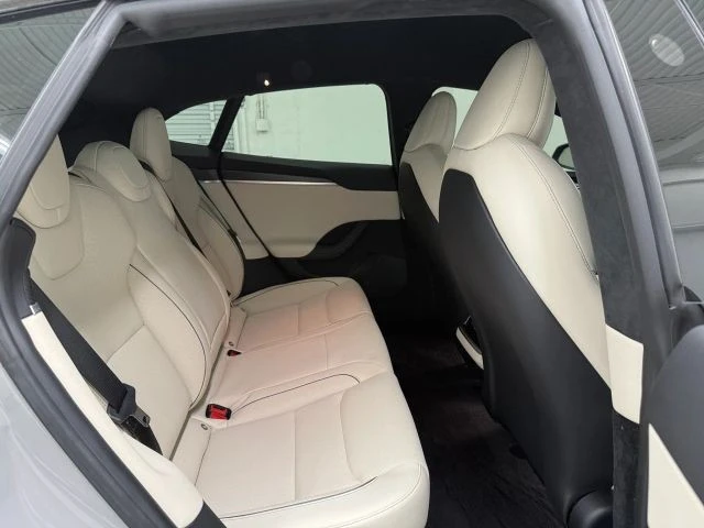 2022 Tesla Model S Plaid - Image 20 of 21