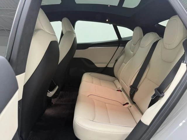 2022 Tesla Model S Plaid - Image 21 of 21
