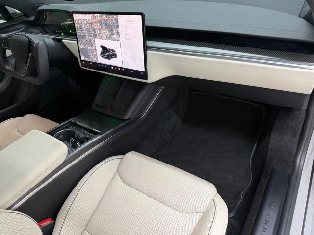 2022 Tesla Model S Plaid - Image 10 of 21