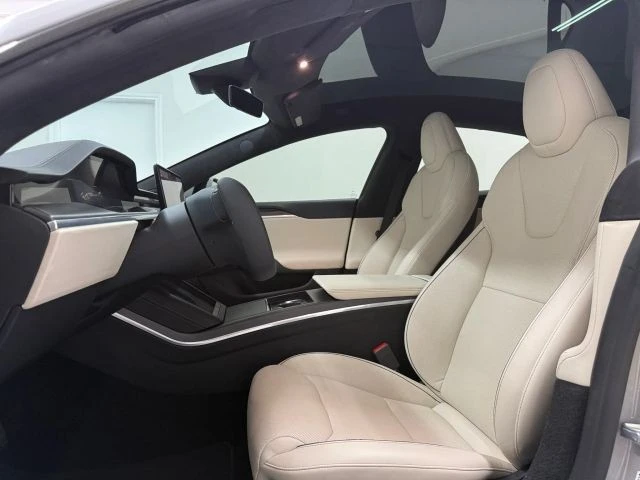 2022 Tesla Model S Plaid - Image 13 of 21
