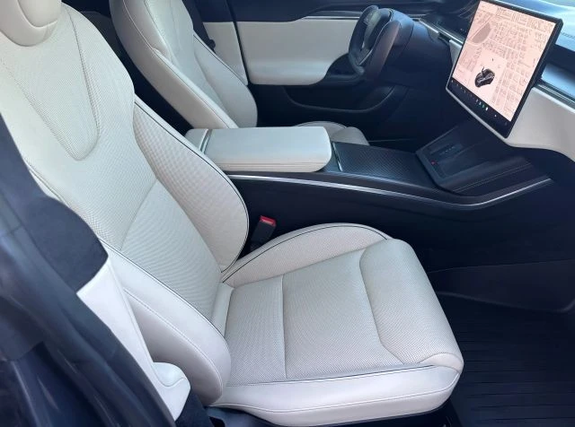2022 Tesla Model S Plaid - Image 12 of 14