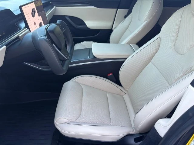 2022 Tesla Model S Plaid - Image 11 of 14