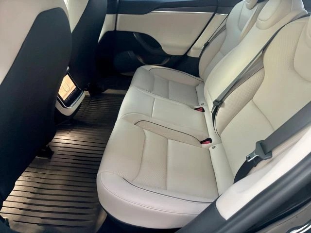2022 Tesla Model S Plaid - Image 12 of 13