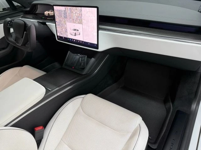 2022 Tesla Model S Plaid - Image 11 of 21