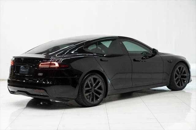 2022 Tesla Model S Plaid - Image 19 of 21