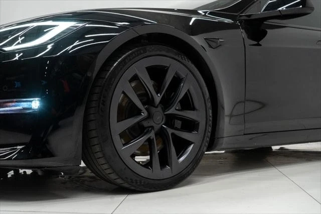 2022 Tesla Model S Plaid - Image 8 of 21