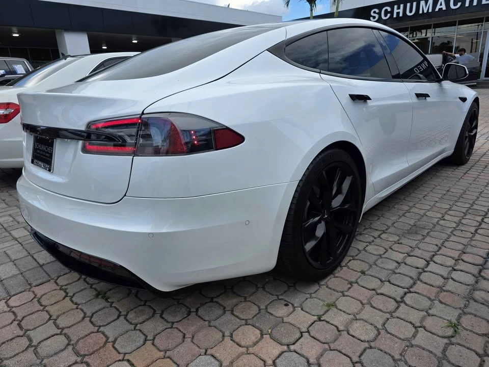 2022 Tesla Model S - Image 6 of 10
