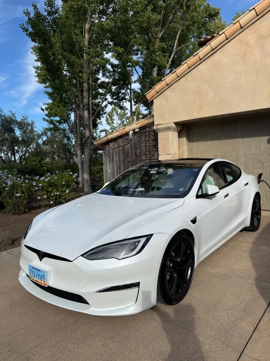 2022 Tesla Model S - Image 13 of 15