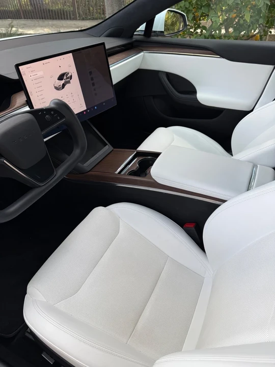 2022 Tesla Model S - Image 11 of 15