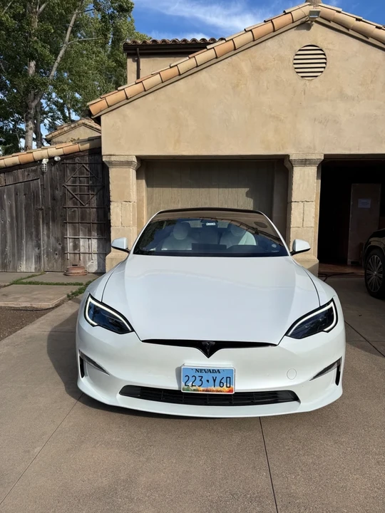 2022 Tesla Model S - Image 14 of 15