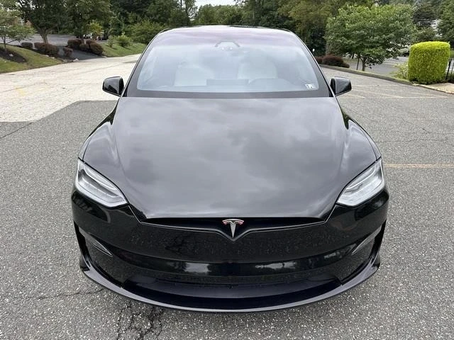 2022 Tesla Model X - Image 11 of 12