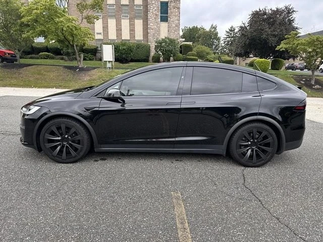2022 Tesla Model X - Image 4 of 12