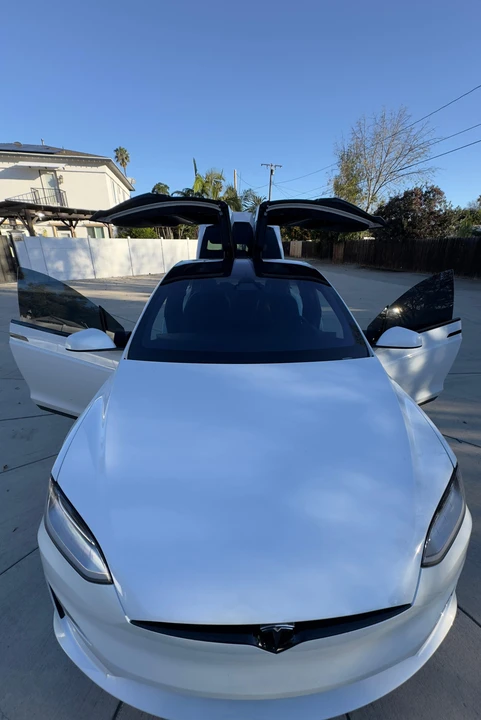 2022 Tesla Model X - Image 29 of 31