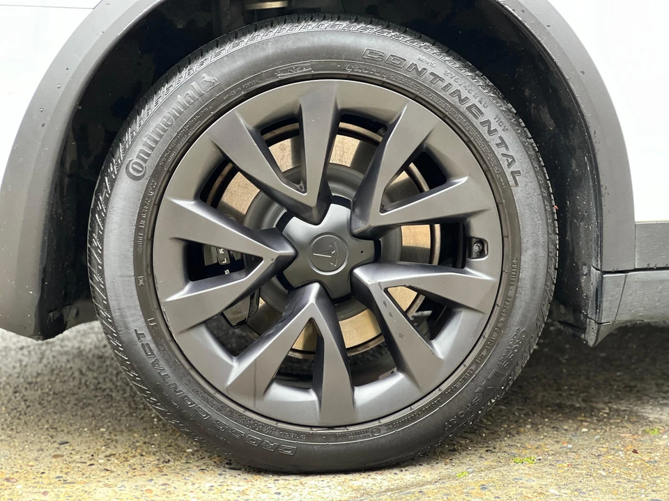 2022 Tesla Model X - Image 22 of 31