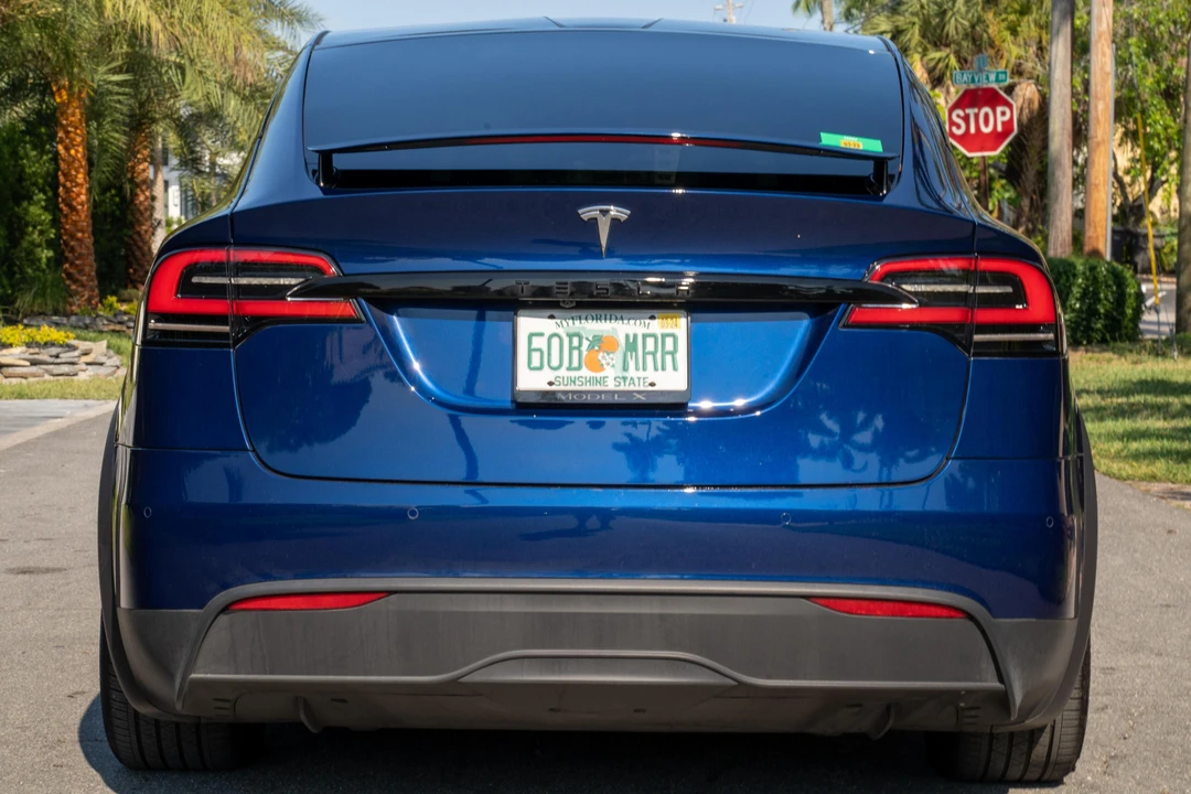 2022 Tesla Model X - Image 5 of 31