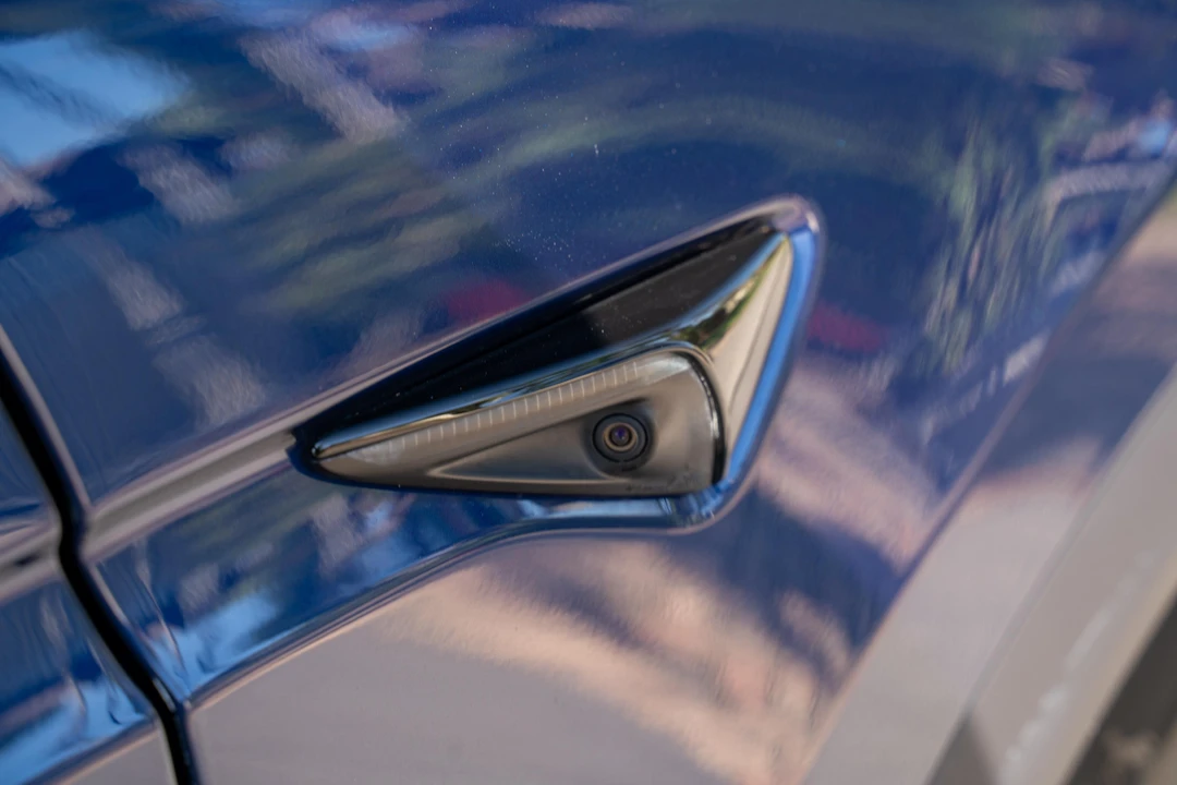 2022 Tesla Model X - Image 20 of 31