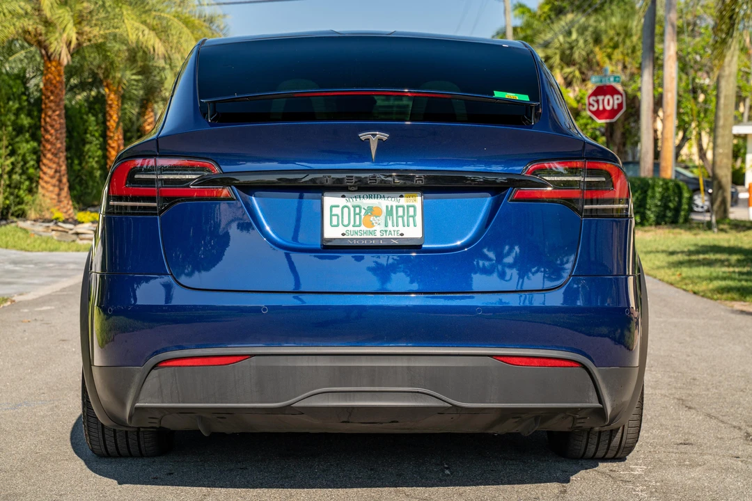 2022 Tesla Model X - Image 7 of 31