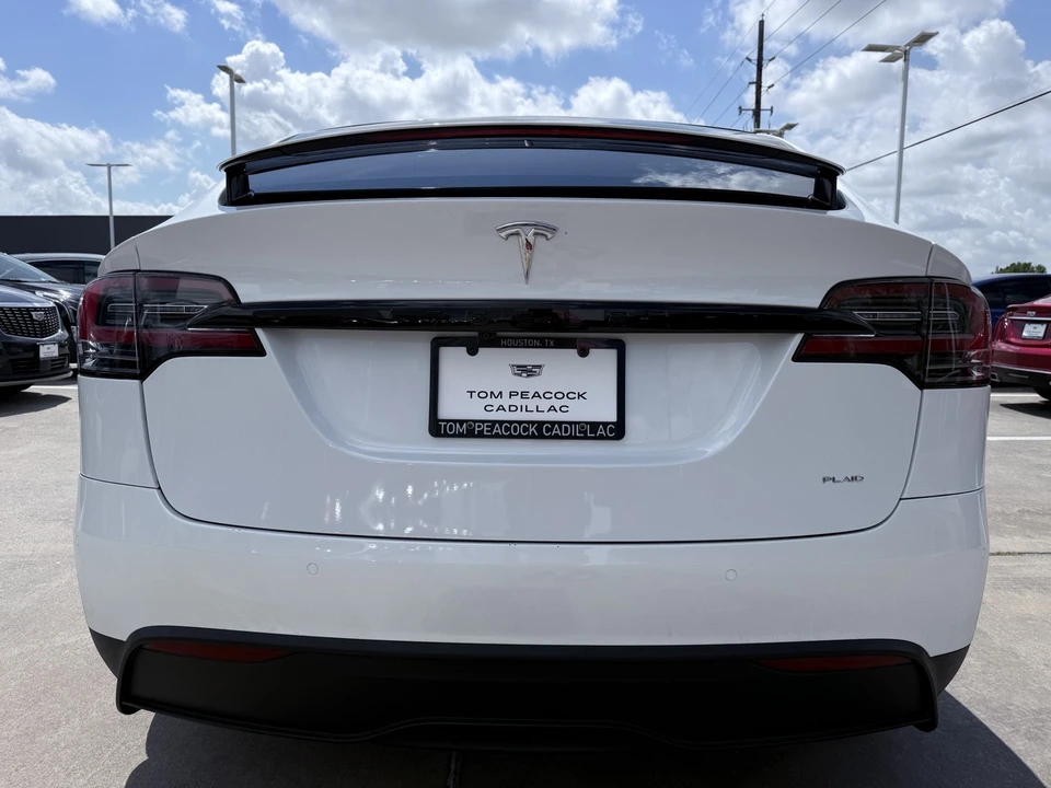 2022 Tesla Model X - Image 8 of 20