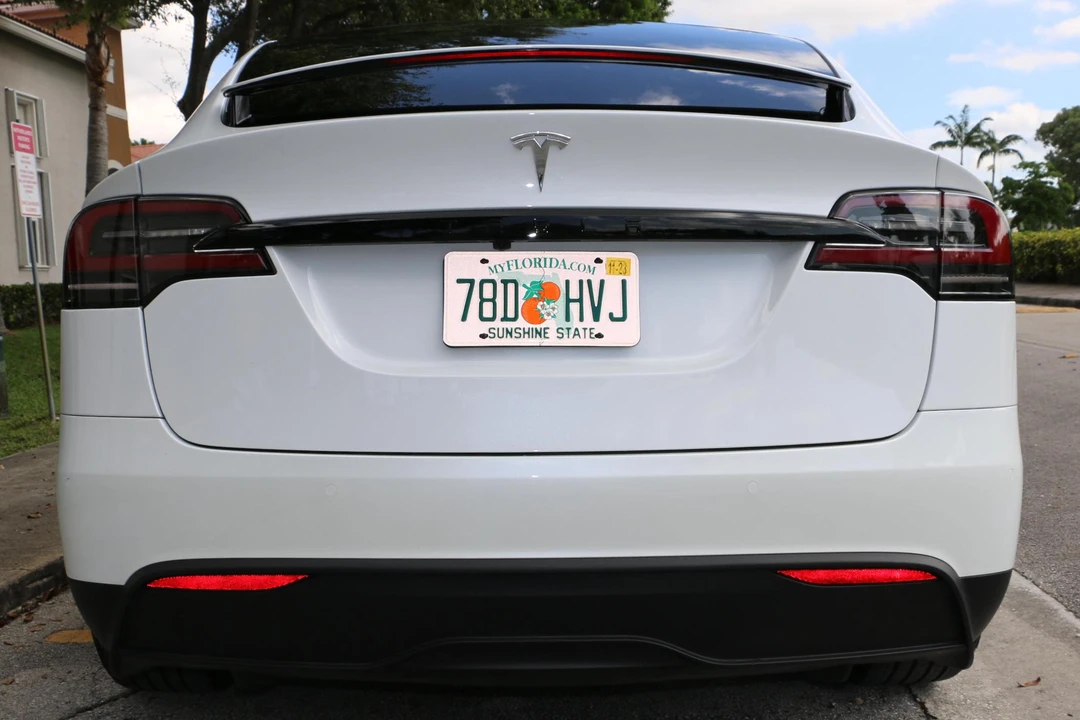2022 Tesla Model X - Image 5 of 5