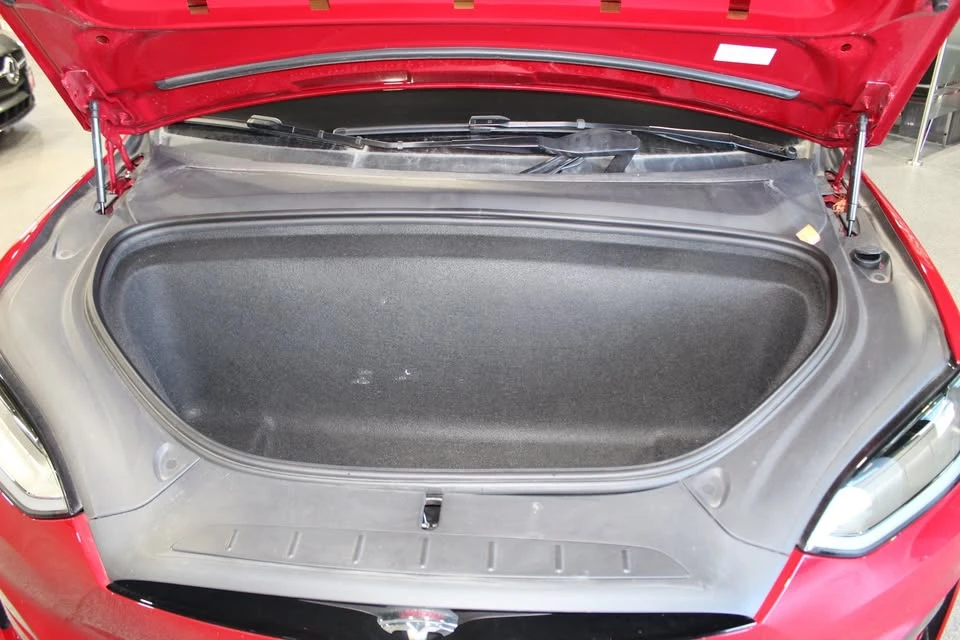 2022 Tesla Model X - Image 10 of 10