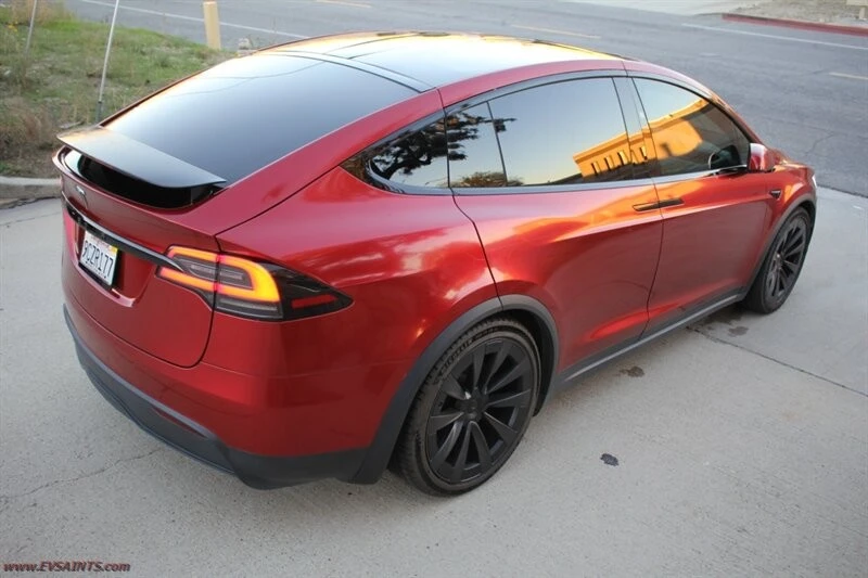 2022 Tesla Model X - Image 8 of 21