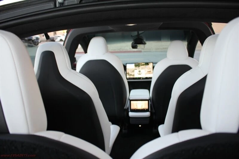 2022 Tesla Model X - Image 10 of 21