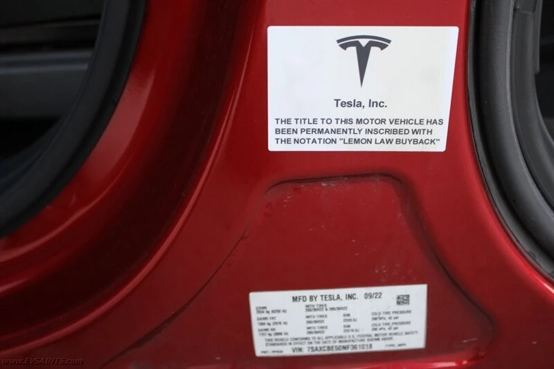 2022 Tesla Model X - Image 17 of 21