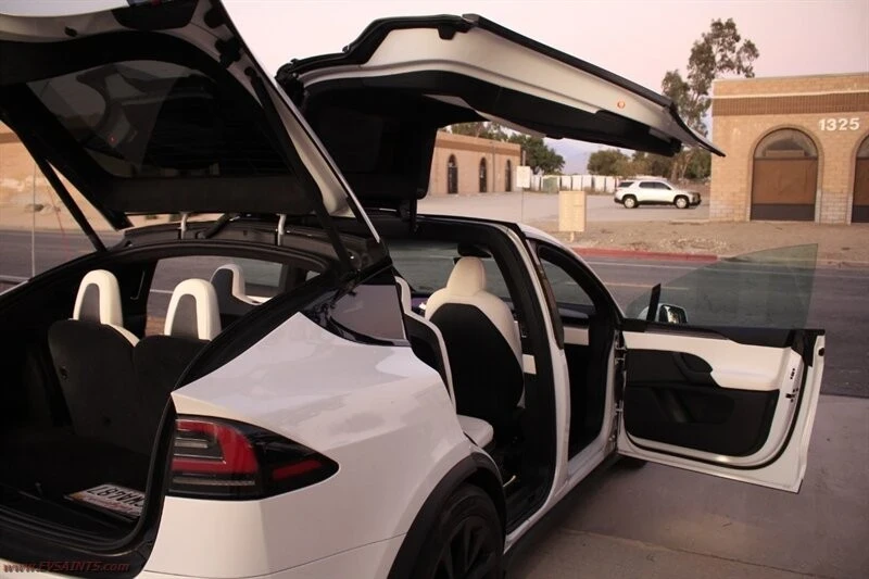 2022 Tesla Model X - Image 21 of 21