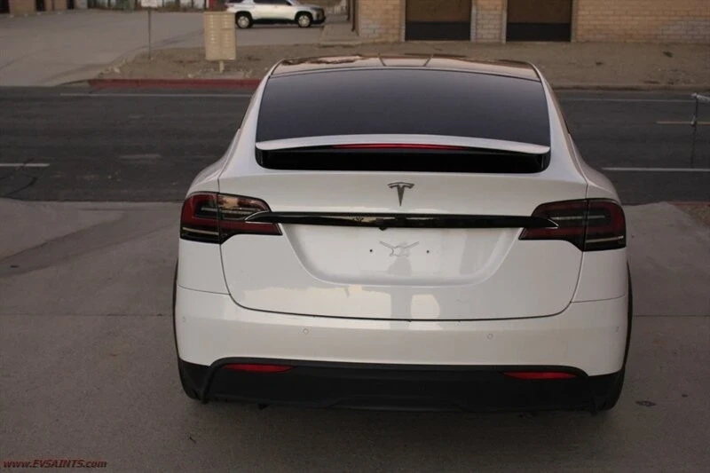 2022 Tesla Model X - Image 7 of 21