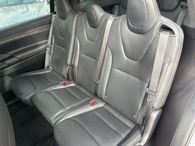 2022 Tesla Model X - Image 15 of 21