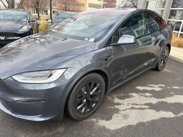 2022 Tesla Model X - Image 4 of 21