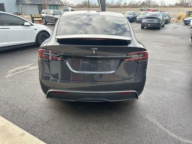 2022 Tesla Model X - Image 7 of 21