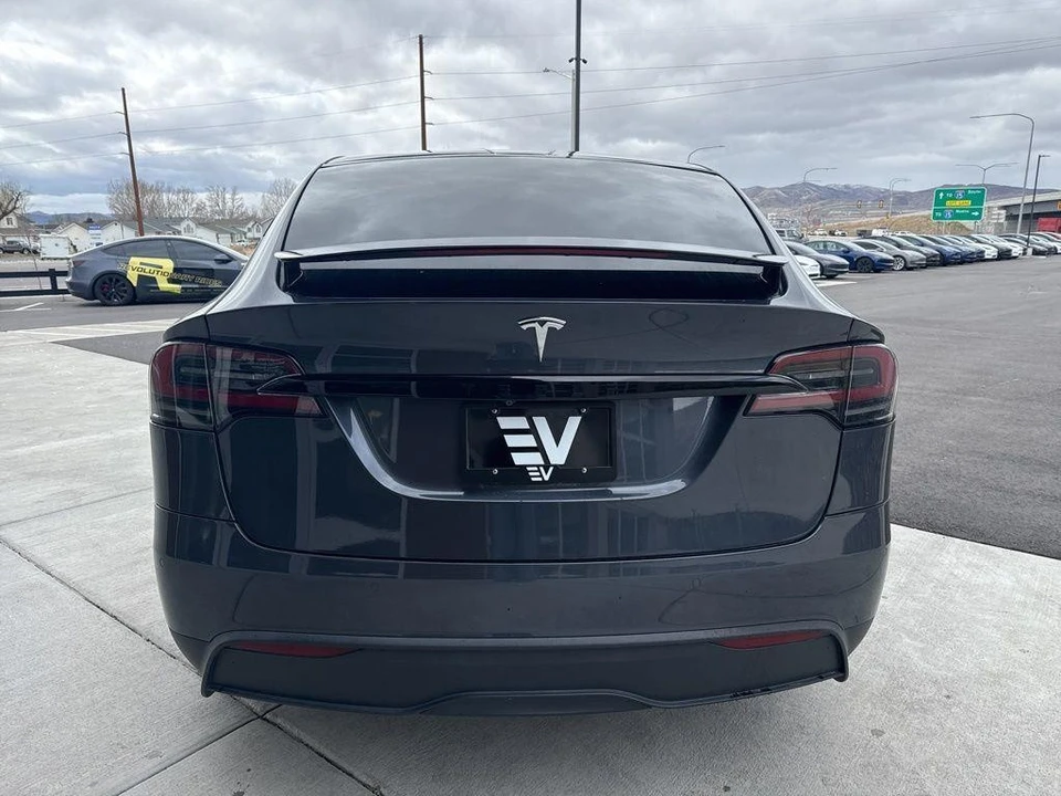 2022 Tesla Model X - Image 7 of 21
