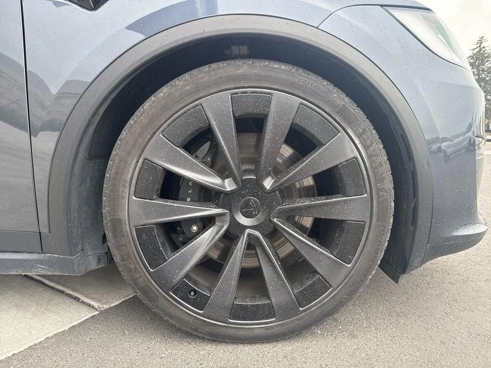 2022 Tesla Model X - Image 10 of 21
