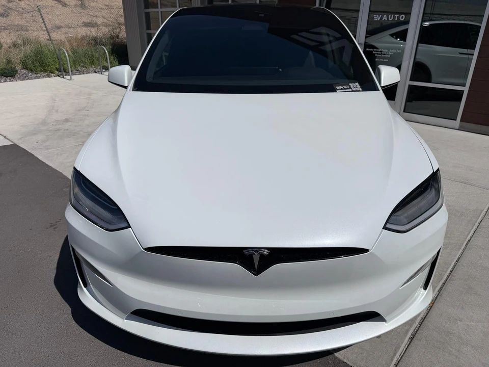 2022 Tesla Model X - Image 3 of 21