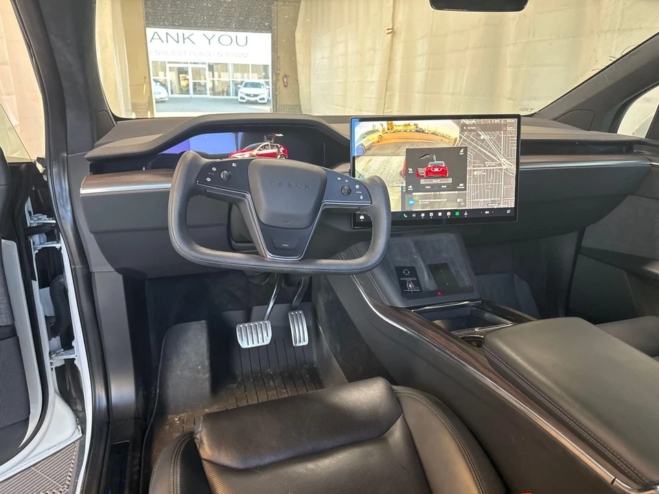 2022 Tesla Model X - Image 6 of 7