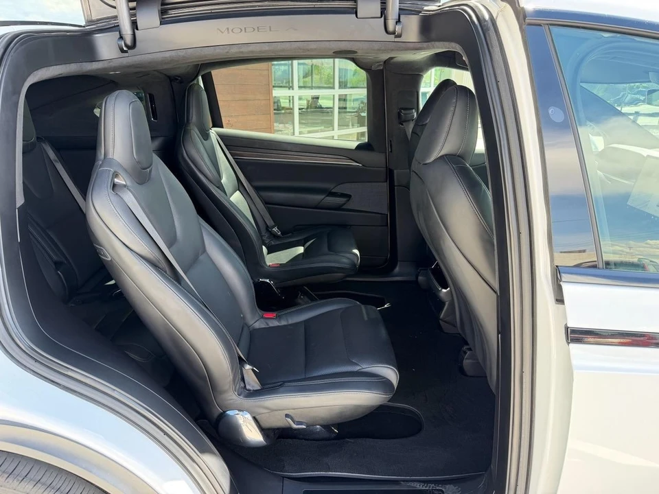 2022 Tesla Model X - Image 21 of 21
