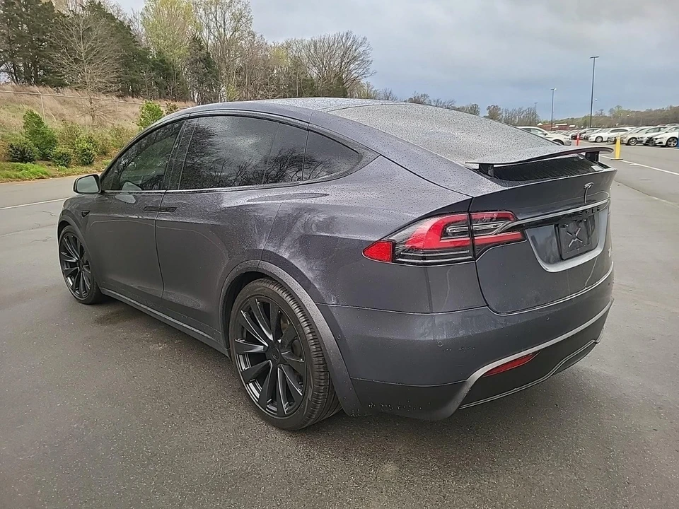 2022 Tesla Model X - Image 4 of 6