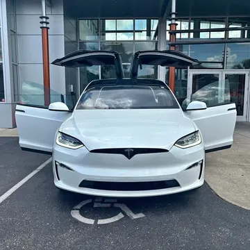 2022 Tesla Model X AWD
