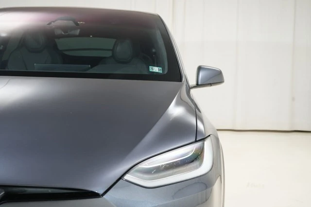 2022 Tesla Model X Plaid - Image 9 of 21