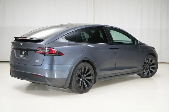 2022 Tesla Model X Plaid - Image 18 of 21