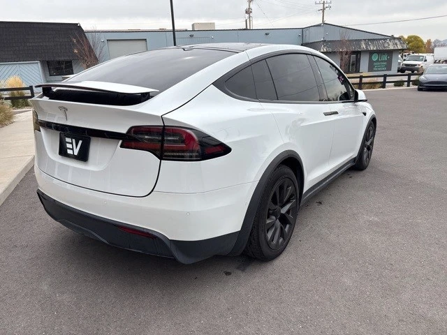 2022 Tesla Model X - Image 6 of 21