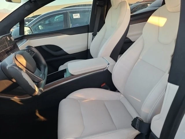 2022 Tesla Model X - Image 6 of 6
