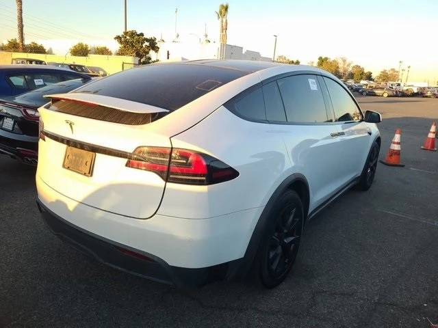 2022 Tesla Model X - Image 2 of 6