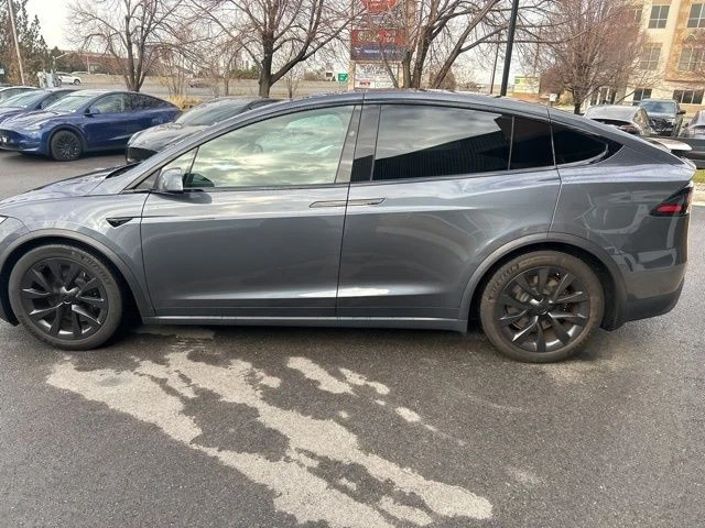 2022 Tesla Model X - Image 5 of 21