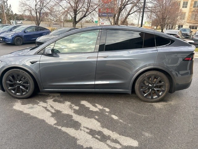 2022 Tesla Model X - Image 5 of 21