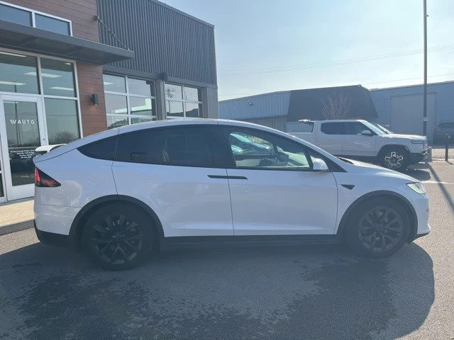 2022 Tesla Model X - Image 5 of 21