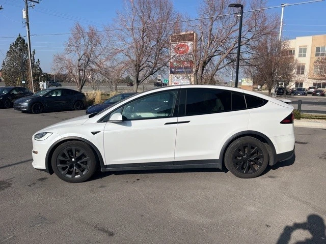 2022 Tesla Model X - Image 3 of 21