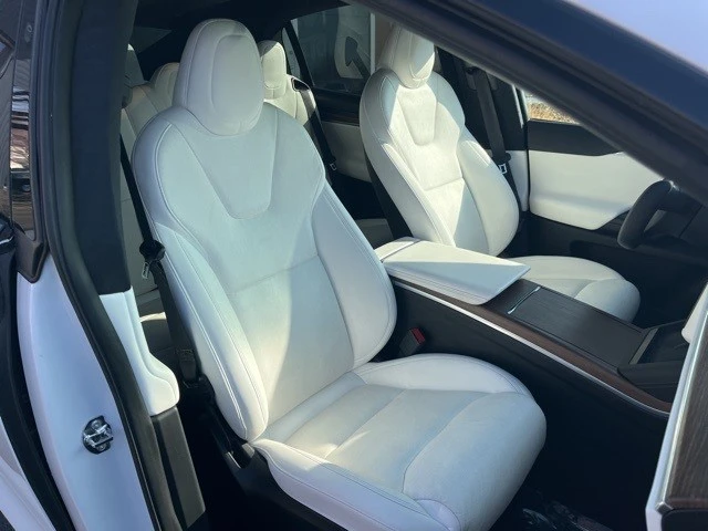 2022 Tesla Model X - Image 20 of 21
