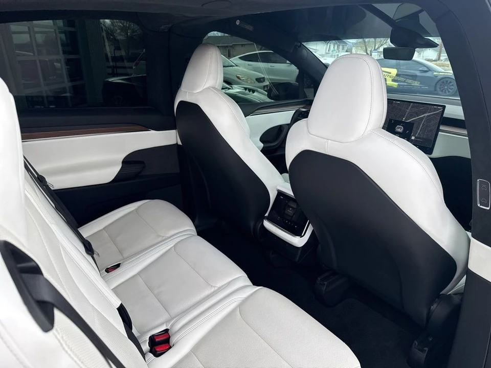 2022 Tesla Model X - Image 21 of 21
